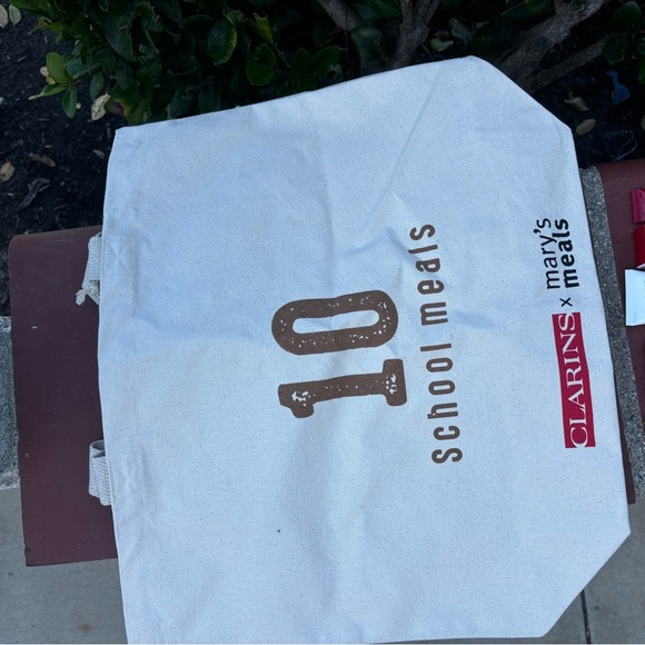 Cultivate Kindness Tote Bag with Clarins Skincare Set - Picture 6 of 7